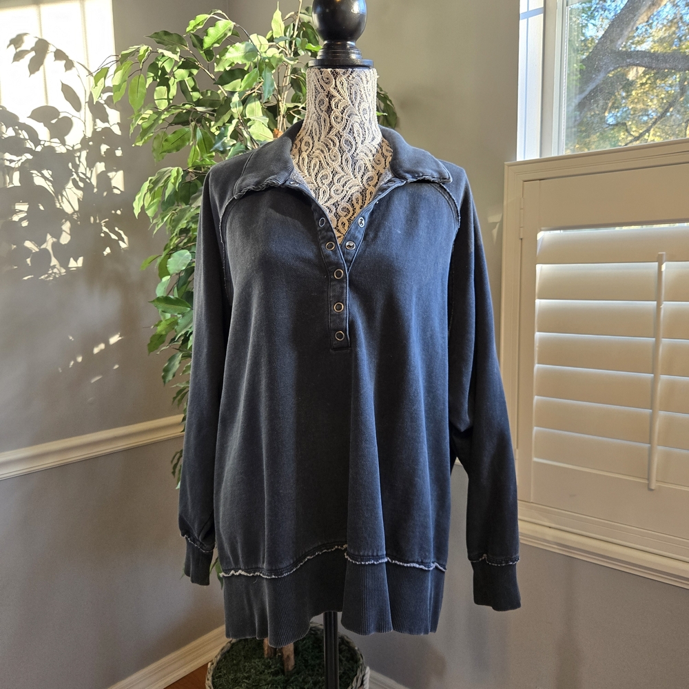 American Eagle Oversized Women's Large Big Hug Henley Sweater In Dark Blue